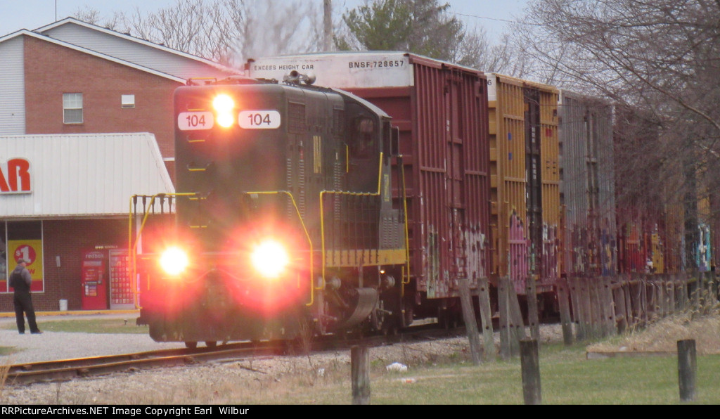 Ohio South Central Railroad (OSCR) 104